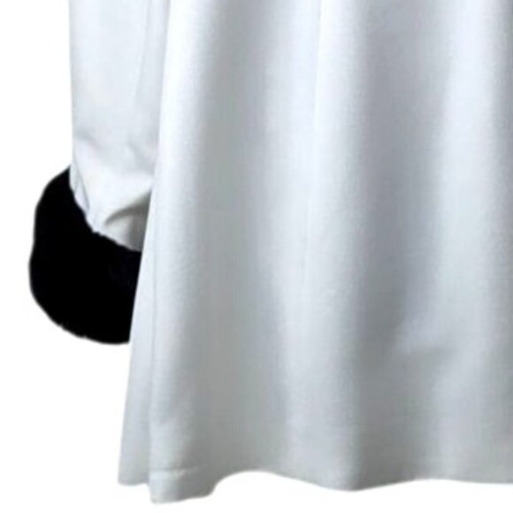 Maggie Barnes Womens White Coat With Black Faux Fur Trim Rhinestone 18W - Picture 8 of 9